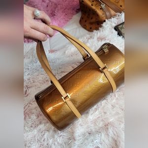 Authentic LV vernis Bedford cylindrica